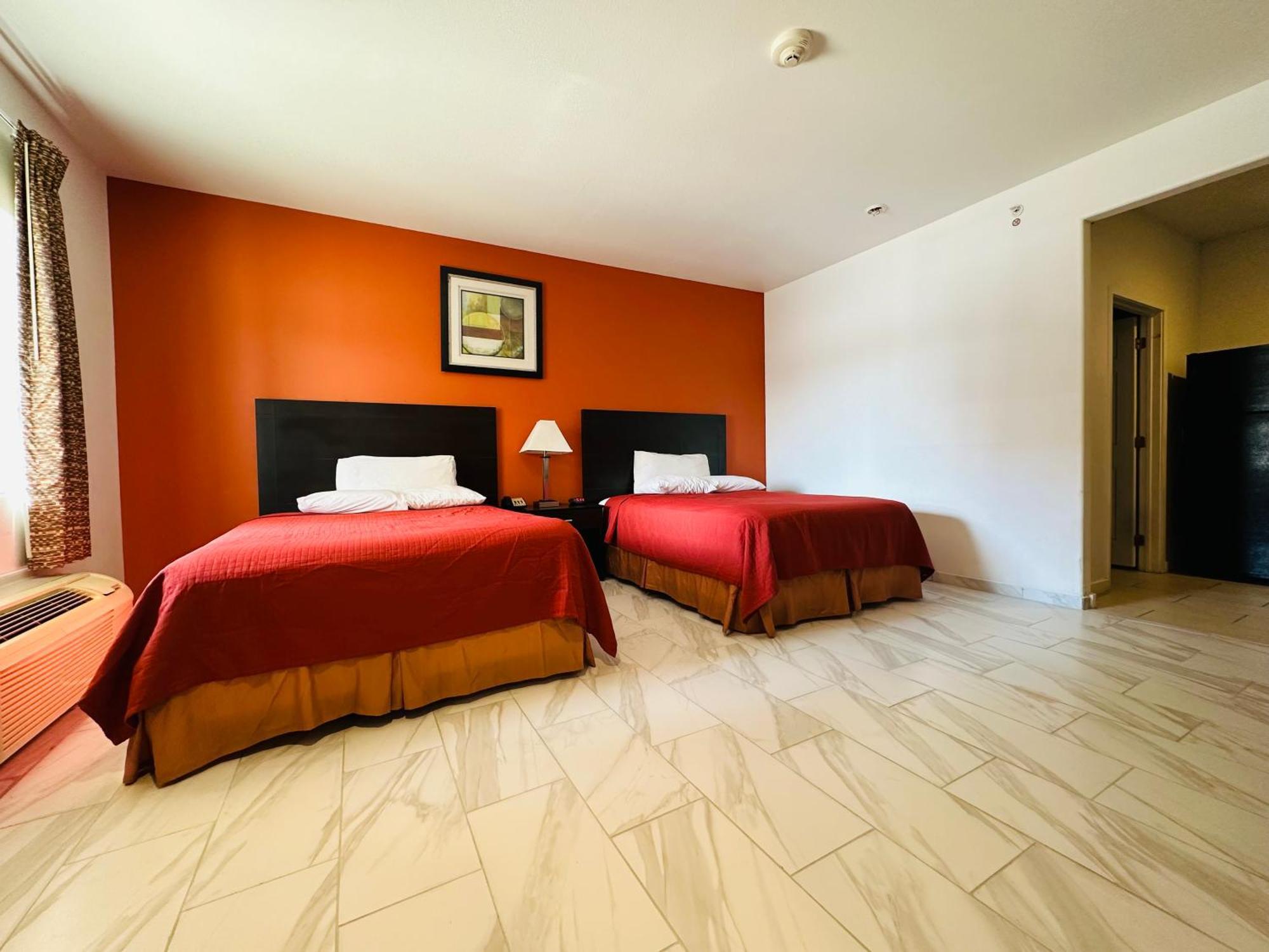 Three Rivers Lux Inn And Suites מראה חיצוני תמונה