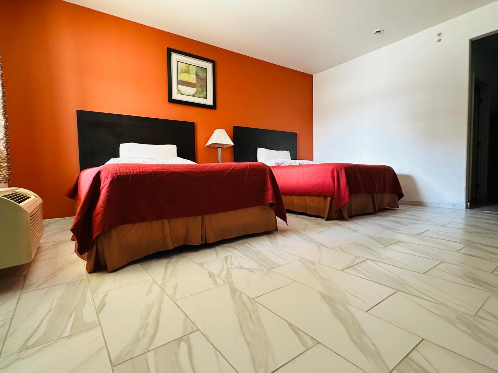 Three Rivers Lux Inn And Suites מראה חיצוני תמונה