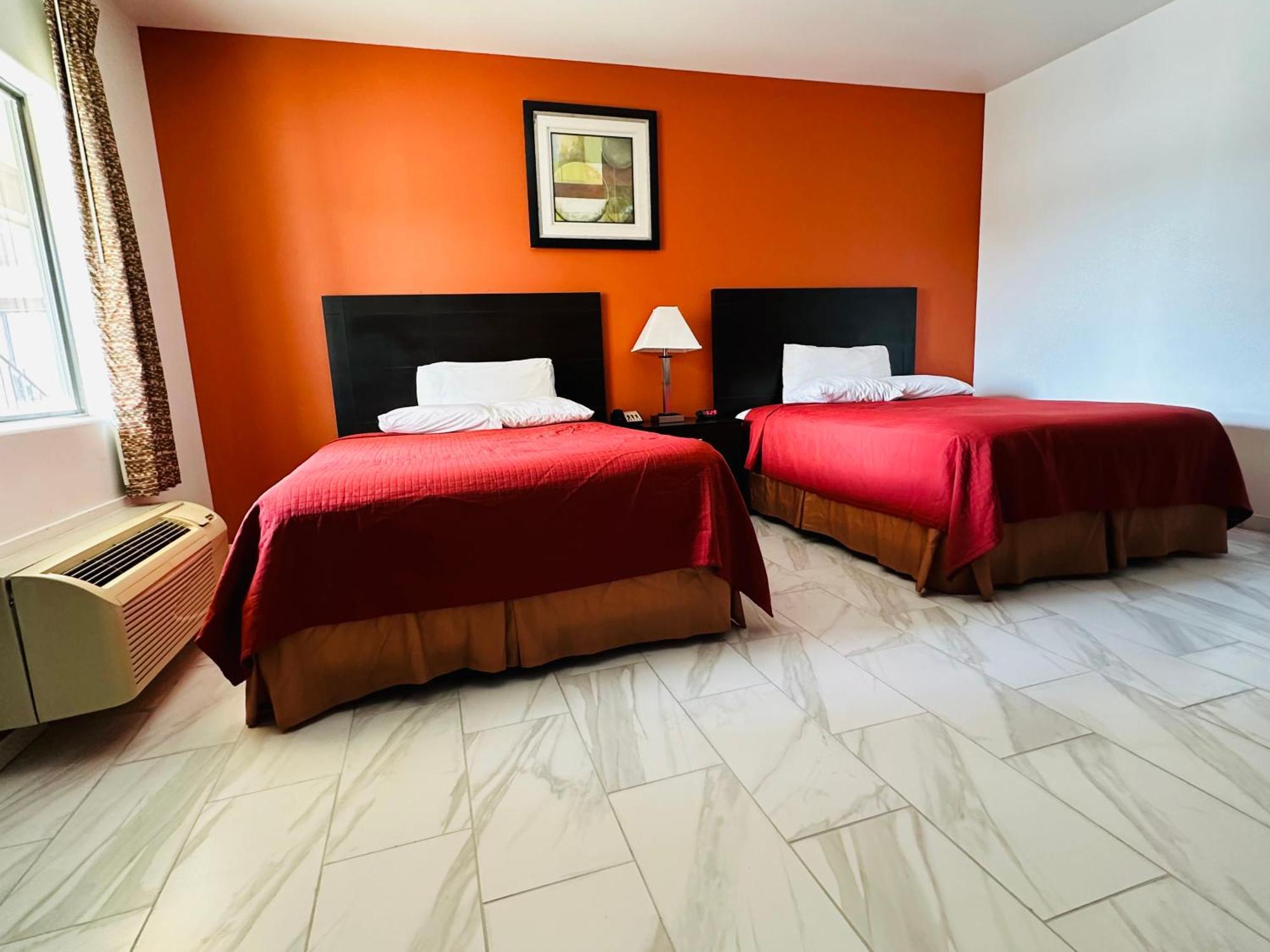 Three Rivers Lux Inn And Suites מראה חיצוני תמונה