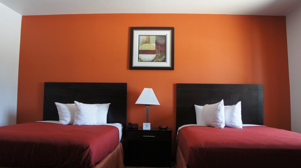 Three Rivers Lux Inn And Suites מראה חיצוני תמונה