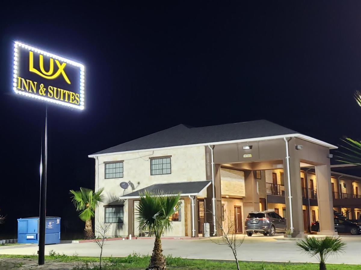 Three Rivers Lux Inn And Suites מראה חיצוני תמונה